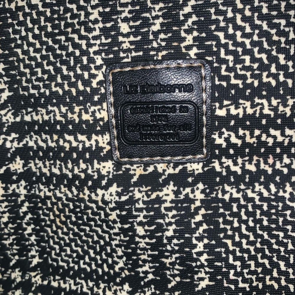 Liz Claiborne Black and White Textured Handbag